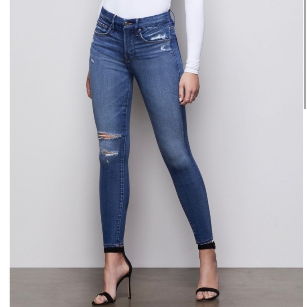 Good American Good Legs Crop Jean in Blue 377